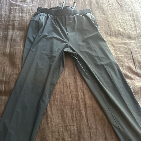 Lululemon Jogger CA 35801 RN106259 P6 - Picture 1 of 2